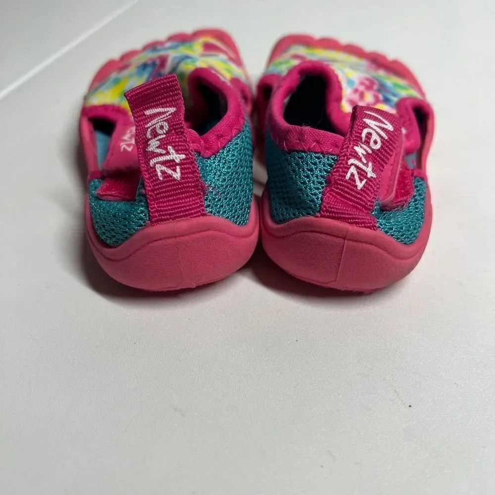 Newtz Water Shoes Pink Multicolour Girls Size 5-6